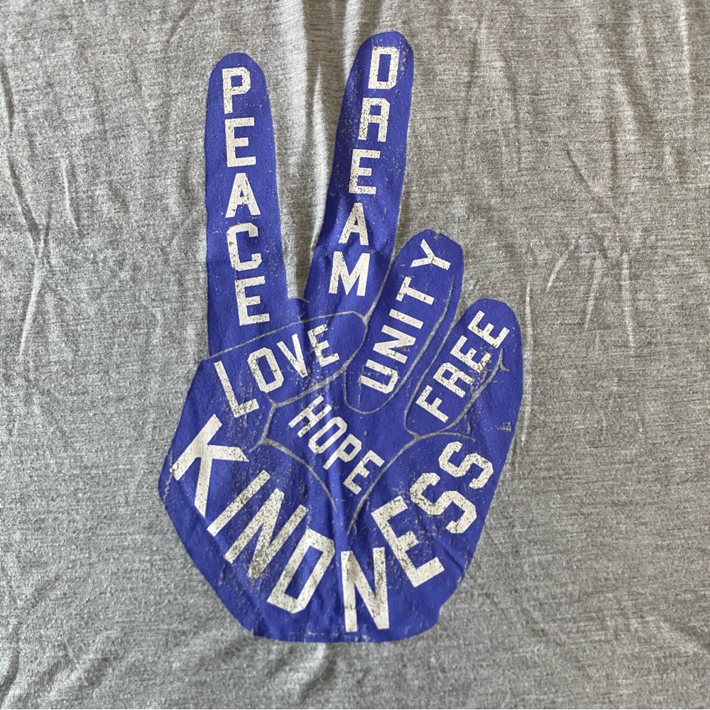 Peace Kindness Tank Target - Picture 2 of 2